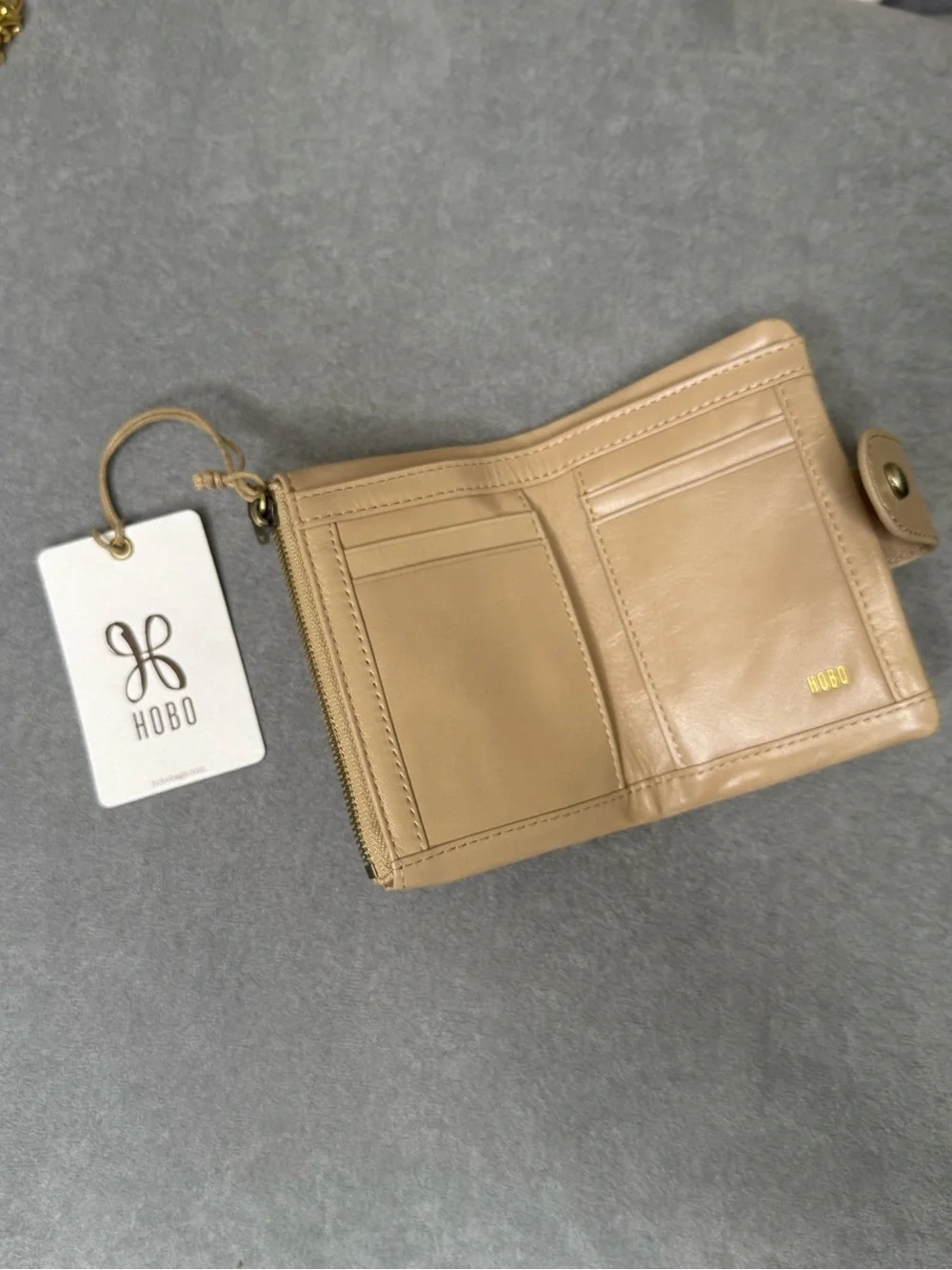 HOBO Ray Leather Bifold Wallet in Sand